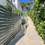 La Gacelyte Piscine Privee Joli Bas De * Carqueiranne